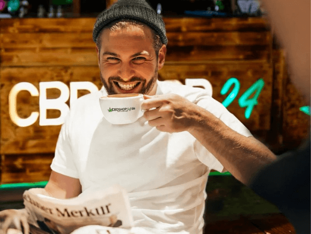 CBDShop24_ueber_uns_Julius-2-cbdshop24.de